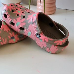 Gray, Coral, and Teal Crocs Classic Retro Resort Floral Clog